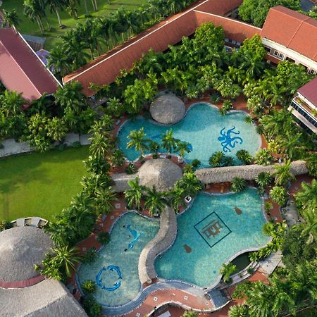Asean Resort - Shiki Onsen & Spa Hanoi Buitenkant foto